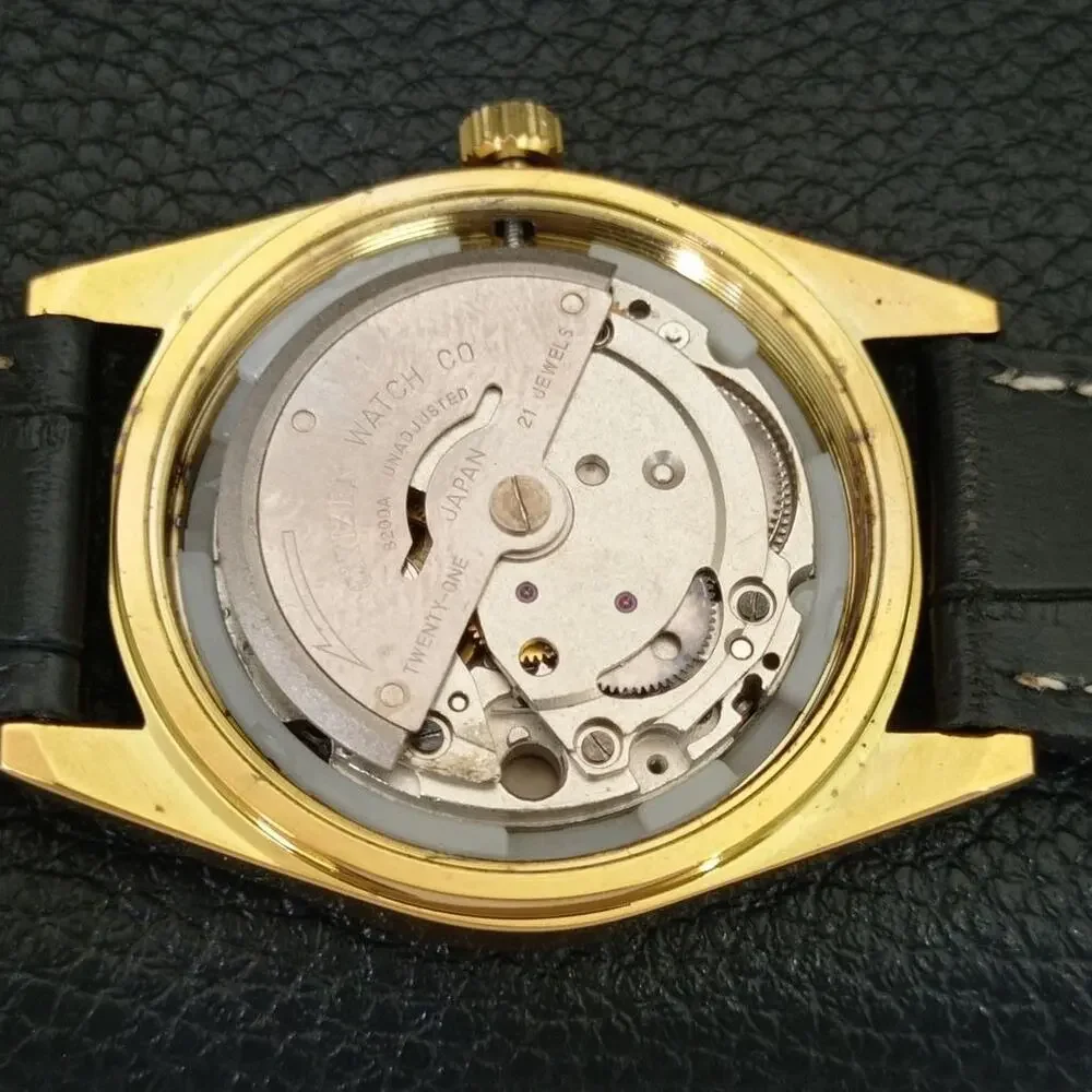 Vintage 1983 Citizen Automatic Mens Gold Watch W/daydate & Yellow accents